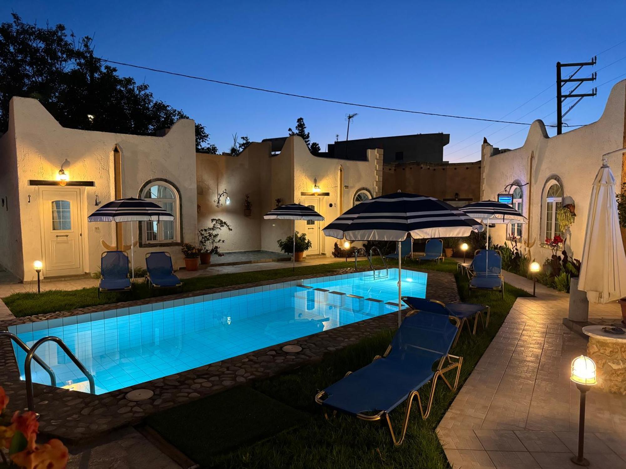 Konaki Apartments Maleme  Exterior photo